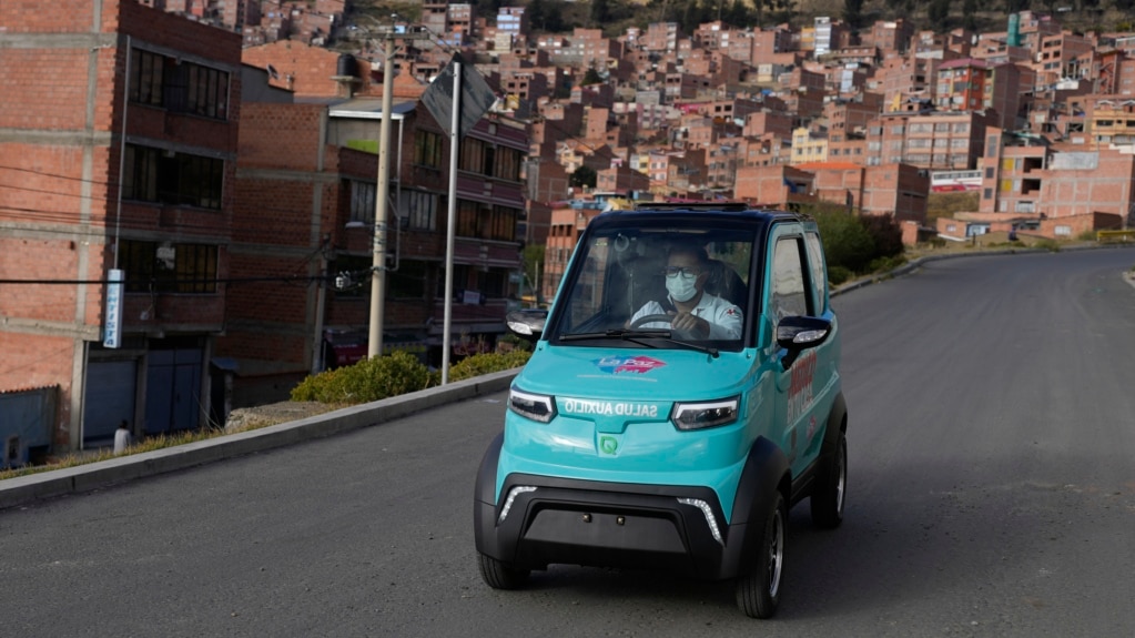 Bolivia Hopes to Popularize Electric Cars and Lithium