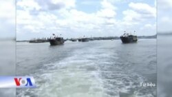‘Tàu vũ trang hộ tống tàu cá Trung Quốc ở biển Đông’