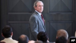Foto de archivo de George W. Bush tomada en julio de 2013. Este miércoles el exmandatario fue dado de alta en un hospital de Dallas.