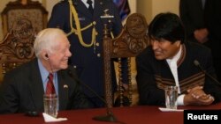 No es la primera vez que Carter y Morales se reunen de forma amistosa. En 2009, el ex presidente estadounidense visitó al mandatario de Bolivia, en La Paz. 
