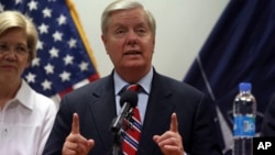 Senator AS Lindsey Graham menyerukan agar Gedung Putih lebih terbuka tentang keterlibatan militer Amerika di Niger. 
