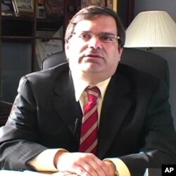 Οι βουλευτές Carolyn Maloney και Gus Bilirakis επαινούν την Ελλάδα