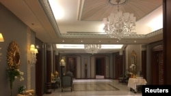 Hoteli ya Prince Talal, Ritz-Carlton huko Riyadh ambako alikuwa anashikiliwa.