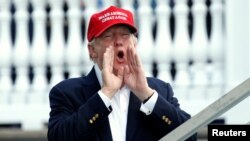 Donald Trump golf