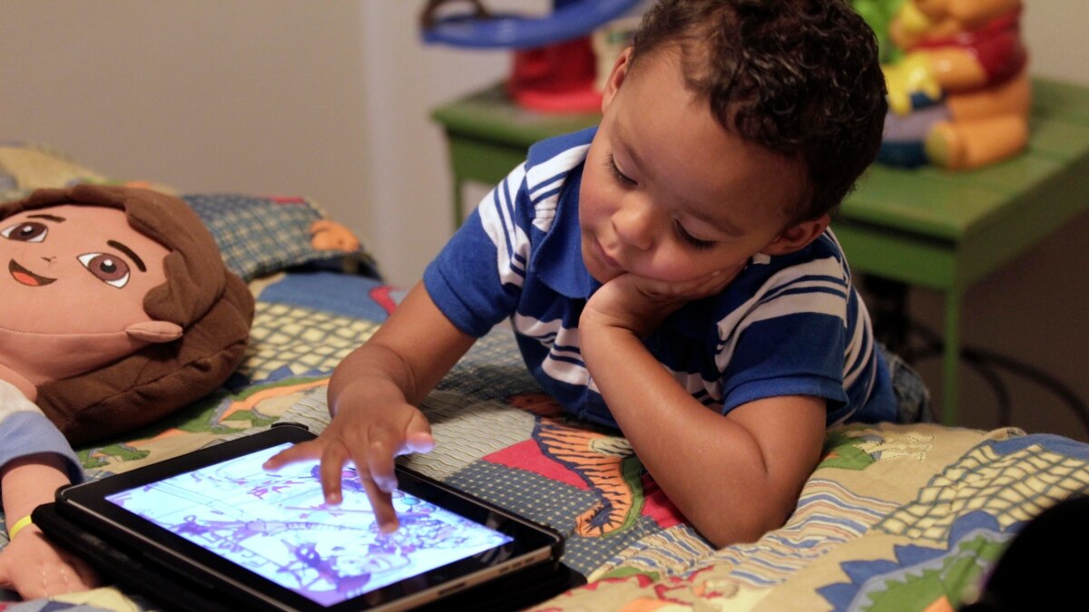 Electronic Device Usage Nearly Doubled Among US Kids During the Pandemic