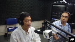 Professor Sum Chhum Bun, director of Asia research at the Cambodian Royal Academy, on “Hello VOA” Monday.