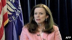 Robin Rajt, saradnica Instituta za mir