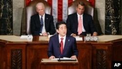 PM Jepang Shinzo Abe hari Rabu (29/4) memberikan pidato di depan anggota Kongres AS di Washington DC. 