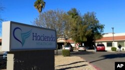 Hacienda HealthCare di kota Phoenix, Arizona di mana seorang perempuan yang dirawat karena koma, melahirkan akhir tahun 2018 lalu (Foto: AP).