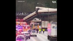 VOA英文视频：华盛顿州列车脱轨坠入公路 据报有多起伤亡