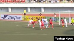 북한은 16일 평양 김일성경기장에서 열린 2018 러시아 월드컵축구대회 아시아 지역 2차 예선에서 우즈베키스탄에 4-2로 승리했다고 조선중앙TV가 보도했다.