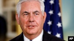 El secretario de Estado Rex Tillerson realiza una gira por Arabia Saudita, Qatar, Pakistán, India y Ginebra para fortalecer relaciones y tratar sobre asuntos regionales, bilaterales y las crisis humanitarias mundiales.