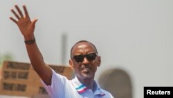 Le président sortant rwandais Paul Kagame, plébiscité par plus de 98% des votants et réélu pour un troisième mandat de sept ans à la tête ; photo prise à Kigali, Rwanda le 2 août 2017.