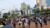 香港民众反送中示威进入第81天 抗议国泰航空屈从北京打压员工 