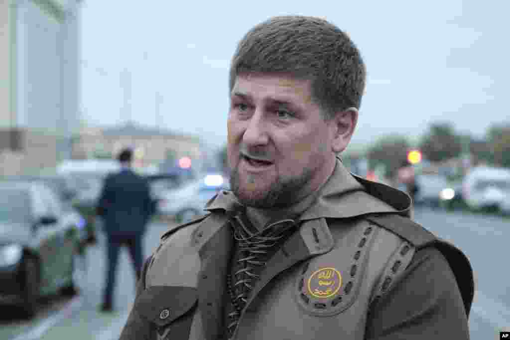 Лідер Чечні Кадиров розповідає пресі про знищення бойовиків