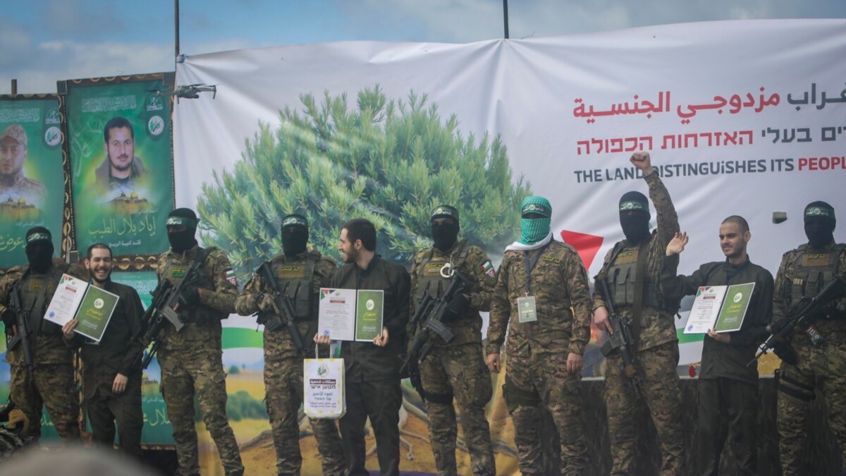 以色列因哈马斯的“羞辱仪式”推迟释放巴勒斯坦囚犯