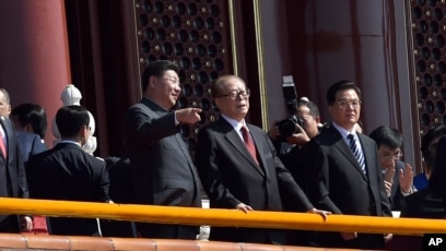 江泽民等元老齐上天安门各方解读