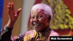 Mantan Presiden Afrika Selatan, Nelson Mandela, saat ini masih menjalani perawatan infeksi paru-paru untuk hari ketiga (Foto: dok).