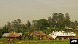 Une patrouille de soldats bangladais de la Monusco à Gety, près de Kaswara, dans la province de l'Ituri, le 26 janvier 2016.