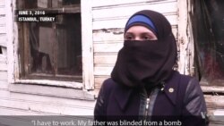 Syrian Refugee Girl Faces Harsh Life in Turkey