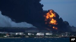 آتش سوزی در تاسیسات نفت کوبا