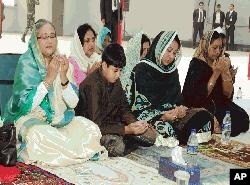 আখেরী মোনাজাতের মাধ্যমে বিশ্ব ইজতেমার প্রথম অংশ শেষ হল