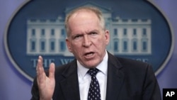 Cố vấn chống khủng bố của Tòa Bạch Ốc John Brennan hôm thứ Tư có mặt tại Libya để thảo luận về cuộc điều tra về cuộc tấn công với giới lãnh đạo Libya.