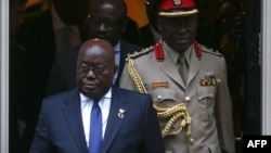 Le président du Ghana Nana Akufo-Addo, à gauche, lors d’une visite à Londres , 20 novembre 2017.