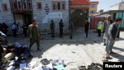 22일 아프가니스탄의 수도 카불에서 발생한 자살폭탄 공격 현장