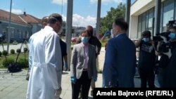 Ana Brnabic, Serbian Prime Minister, with doctors from city of Novi Pazar (southwest Serbia). Novi Pazar, in the region of Sandzak, has high growt of number of coronavirus infected. 30 June, 2020.