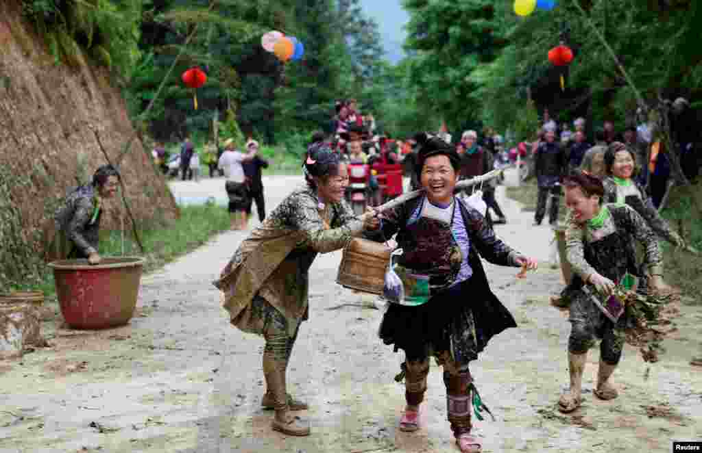 جشنواره لوشنگ،&nbsp; قوم میائو در چین