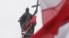 Беларусь выслала еще двух польских дипломатов