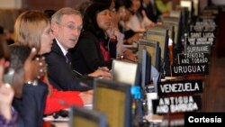 El Consejo Permanente de la OEA aprobó una resolución de apoyo al diálogo en Venezuela.