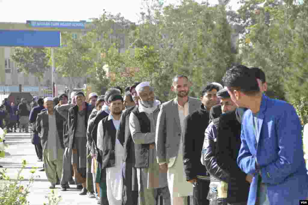 Afg'onistonda parlament saylovlari o'tkazildi.