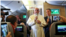 En la foto el papa Francisco habla con periodistas a bordo de un avión que lo traslada a Chile y Perú, el 15 de enero de 2018.