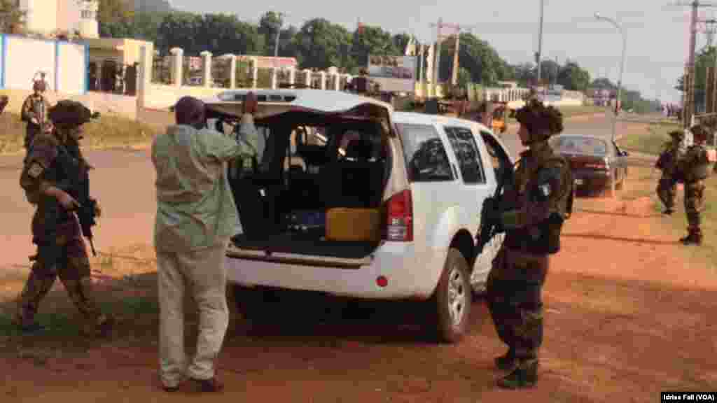 Les soldats français à Bangui, République Centrafricaine. Décembre 22, 2013