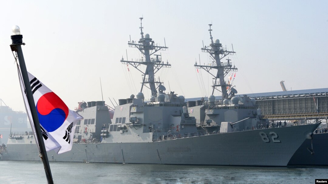 Corea del Sur prepara su armada ante la amenaza de su vecino del norte.