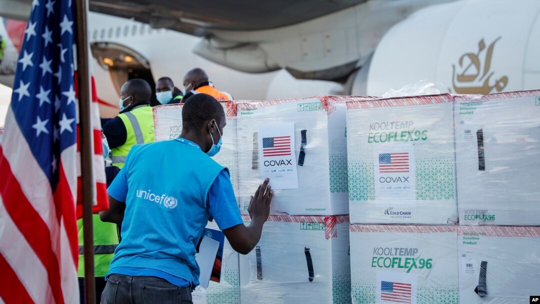 Ibikarato birimwo incanco za Corona zatanzwe na Amerika muri Kenya 