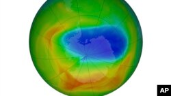 La reducción del agujero de ozono en el Polo Sur, reportada por la NASA, es menor al máximo reportado en 1998, y menor a cuando fue descubierto en 1985.
