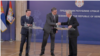 Predsednik Srbije Aleksandar Vučić sa senatorima iz SAD Ronom Džonsonom i Krisom Marfijem u Beogradu, 6. septembra 2019. (Foto: Rade Ranković, VOA)