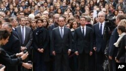 Le président français, François Hollande, après les dernières attaques terroristes de Paris.
