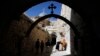 Pilgrims Celebrate Easter in Jerusalem