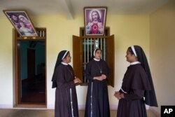 Sister Josephine Villoonnickal, left, sister Alphy Pallasseril, center, and Sister Anupama Kelamangalathu, who have supported the accusation of rape against Bishop Franco Mulakkal talk at St. Francis Mission Home in Kuravilangade, Nov. 4, 2018.