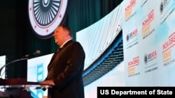 마이크 폼페오 미국 국무장관이 12일 워싱턴 미상공회의소에서 열린 '미-인도 기업 협의회' 연례 총회에서 연설했다.