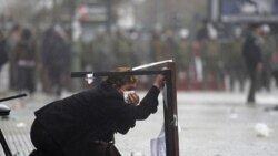 درگيری تظاهرکنندگان با پليس در پايتخت شيلی
