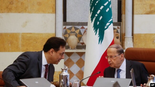 Presidentit Michel Aoun dhe Kryeministri Hassan Diab