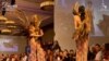Perancang Indonesia Raih Penghargaan Perancang Terbaik New York Couture Fashion Week