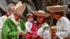 Le pape exprime "douleur" et "honte" face à la pédophilie au Chili