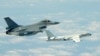 Máy bay F-16 của Đài Loan theo dõi máy bay ném bom H6-K của Trung Quốc trên eo biển Luzon, phía nam Đài Loan.