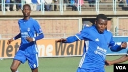 Abadlali beqembu le Dynamos